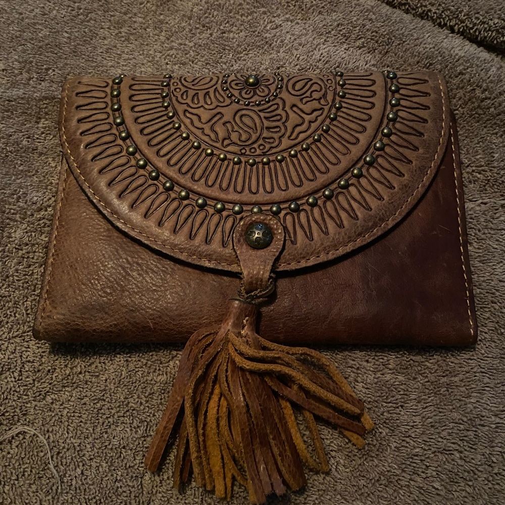 Patricia Nash clutch/ card holder tassels nwot